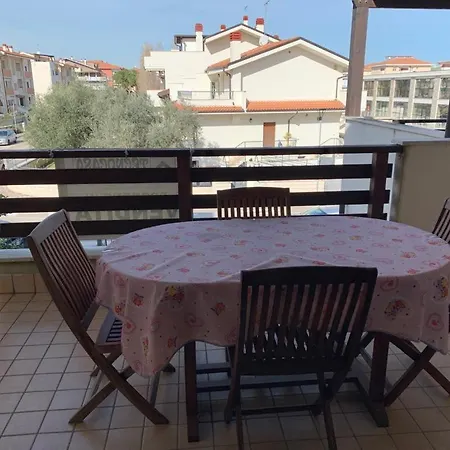 Samos - Cerrano Апартаменты *